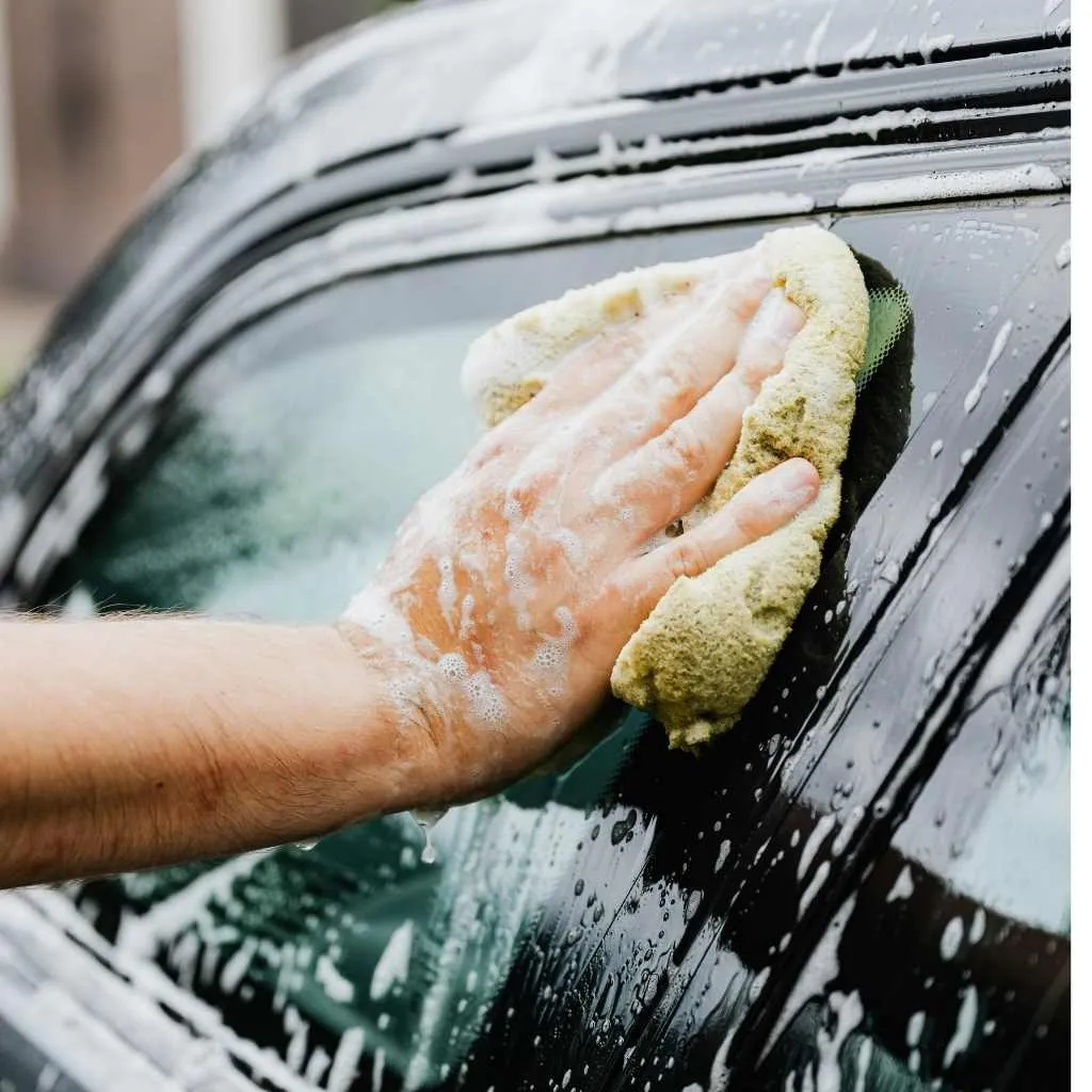 Cleaning outside car windows